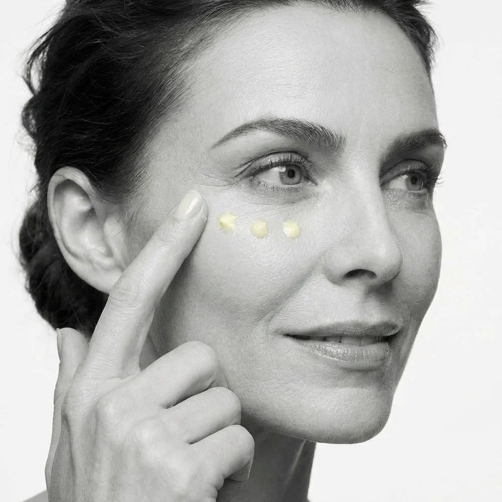 Oskia Midnight Eye-Q Intelligent Peptide Eye Cream
